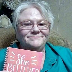 Meet your Posher, Cynthia